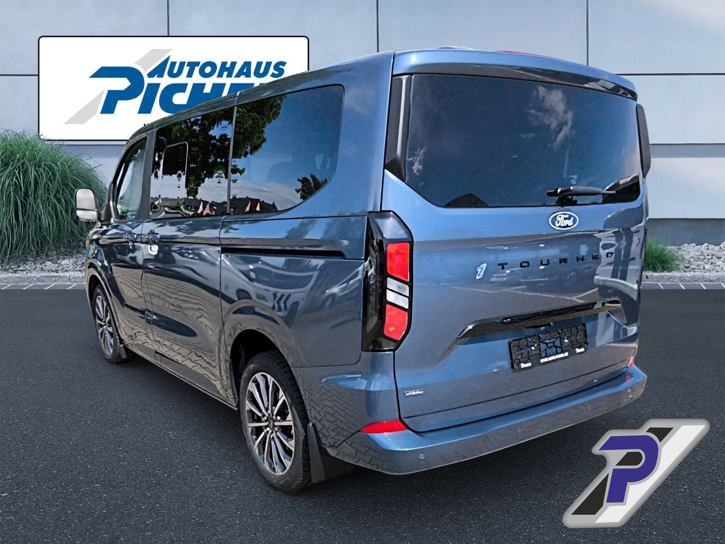 Ford Tourneo Custom Bus PHEV 340 L1 FWD Titanium EXCL imagem 3