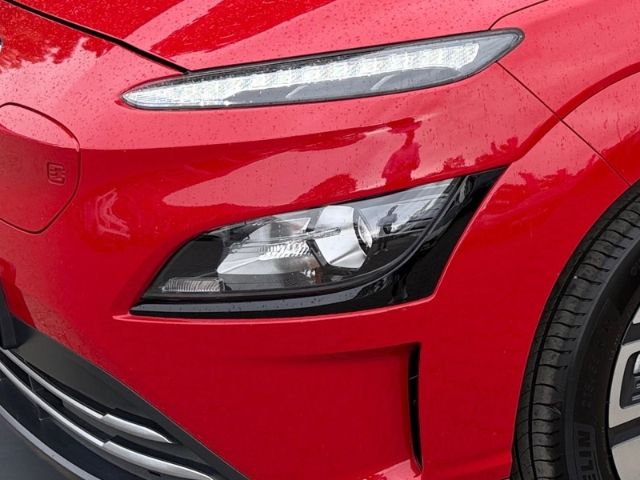 Fahrzeugabbildung Hyundai KONA Edition 30+ Elektro 2WD +KLIMA+NAVI+PDC+UVM