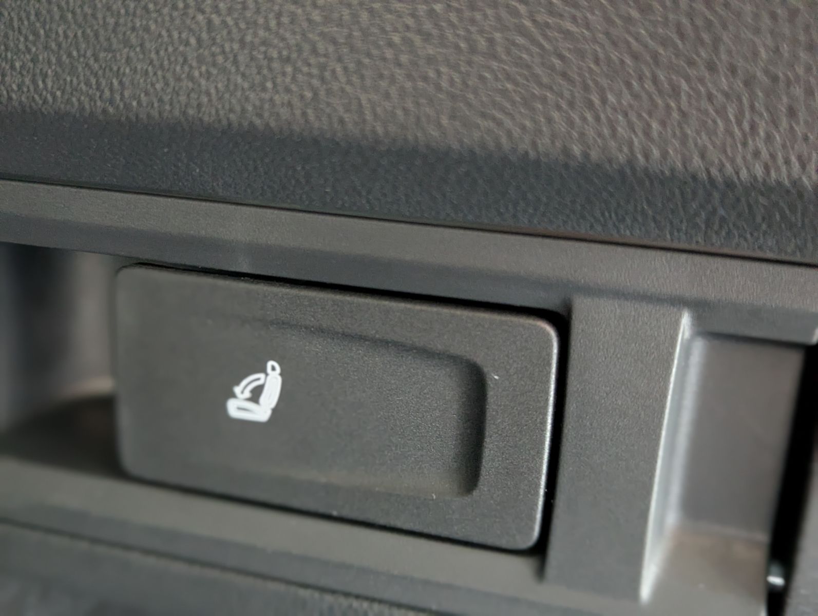 SKODA Octavia 2.0 TDI Sportline Matix Canton AHK 5J-Ga - Image 19