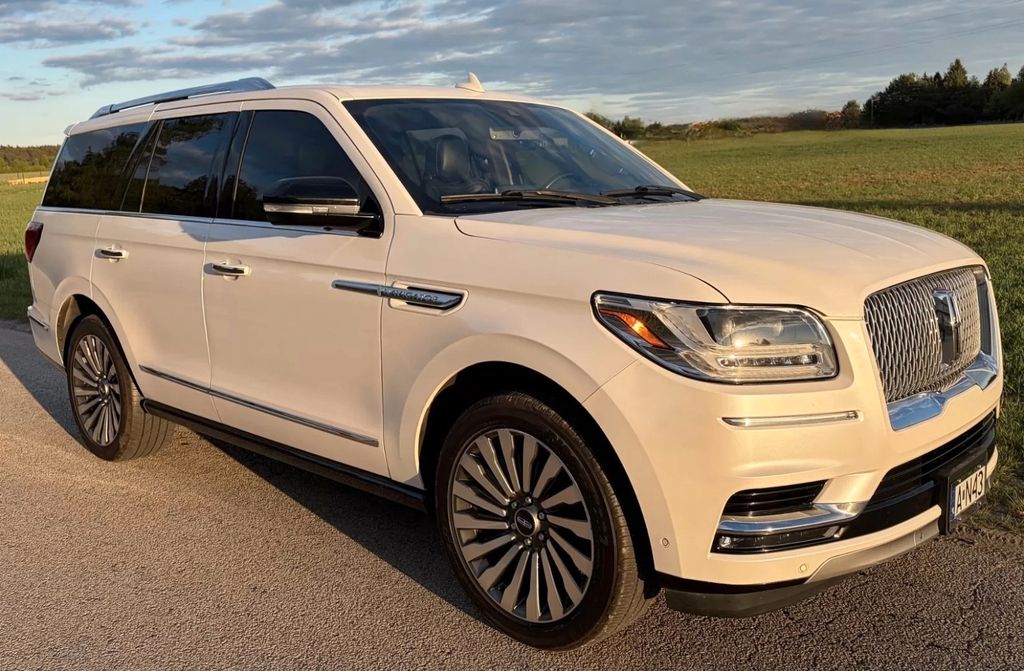Image of Lincoln Navigator