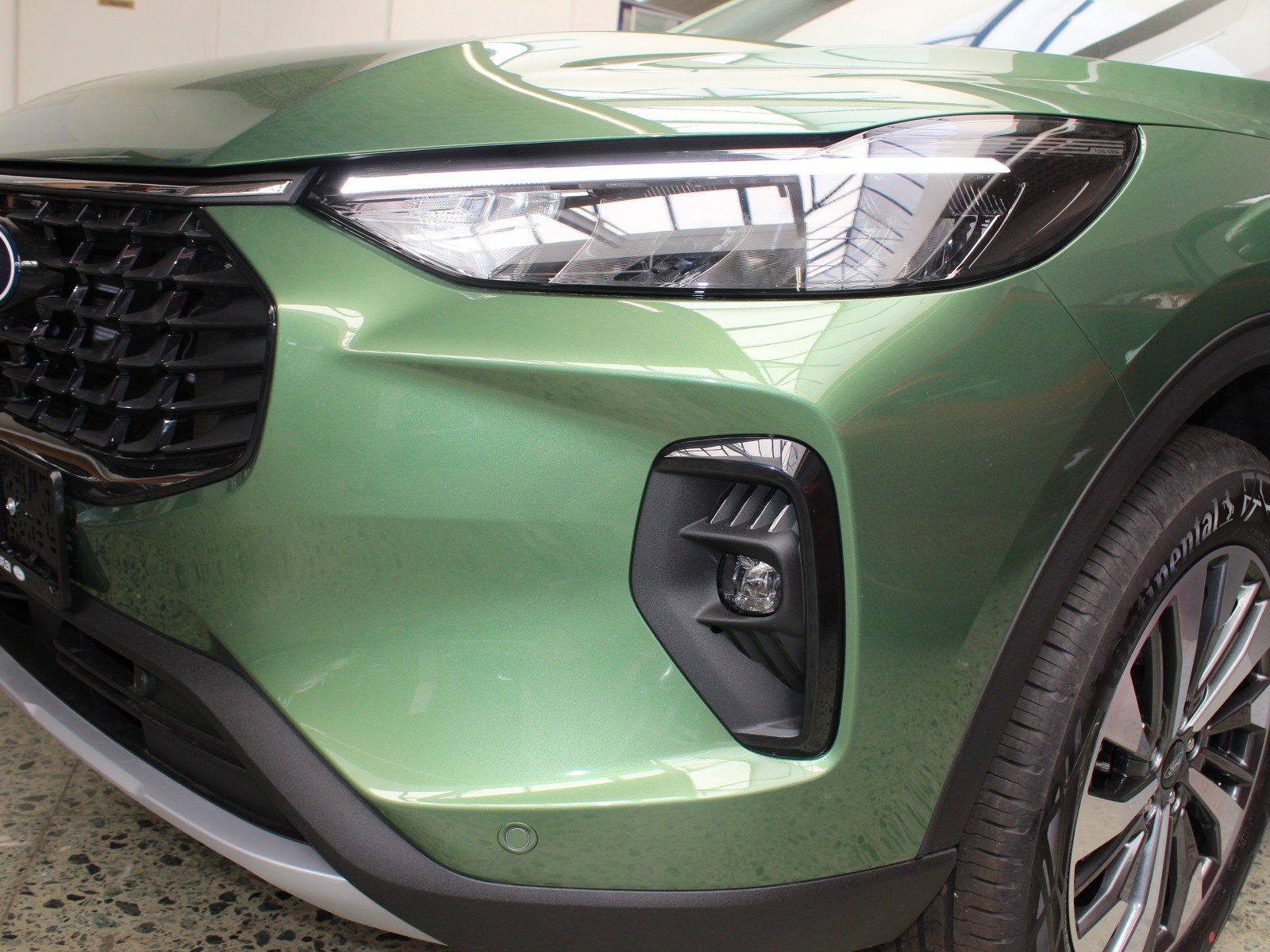 Fahrzeugabbildung Ford Kuga Plug-In Hybrid Titanium