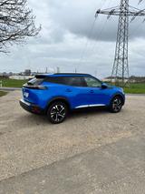 Peugeot 2008 Elektromotor 136 Allure Pack Allure Pack - Peugeot 2008 von privat