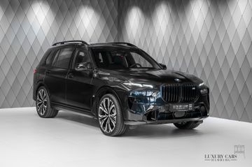 X7 M60i xDrive BLACK/BEIGE 23" SPORT PACKAGE B&W