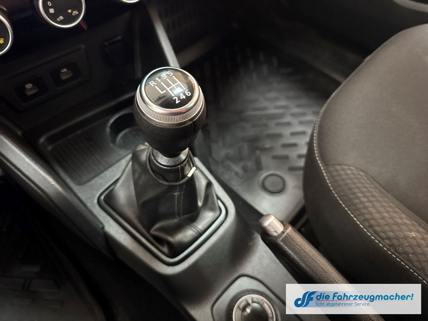 Fahrzeugabbildung Dacia Duster II Comfort 4WD EXPORT SHZ Temp PDC Bergan