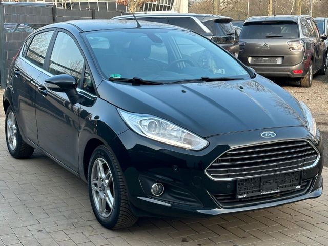 Ford Fiesta EcoBoost Titanium*SV*SHZG*PDC*KLIMAA.*LED