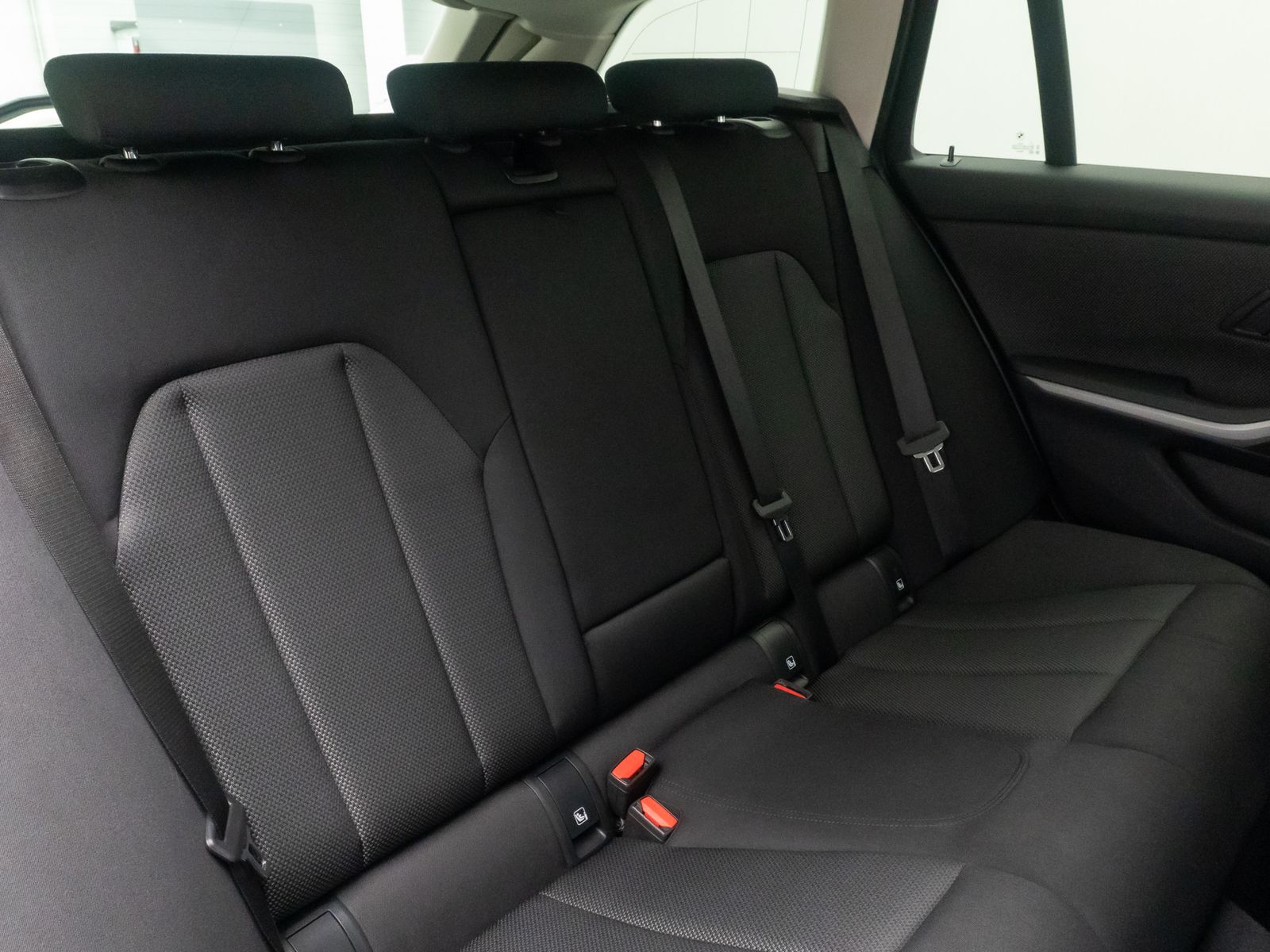 Fahrzeugabbildung BMW 318i  DAB CockPit+ PDC LED Geschwindigkeitsreg.