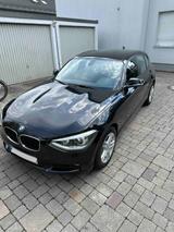 BMW 118d - Saphirschwarz metallic - BMW 118 aus 2012: 118d