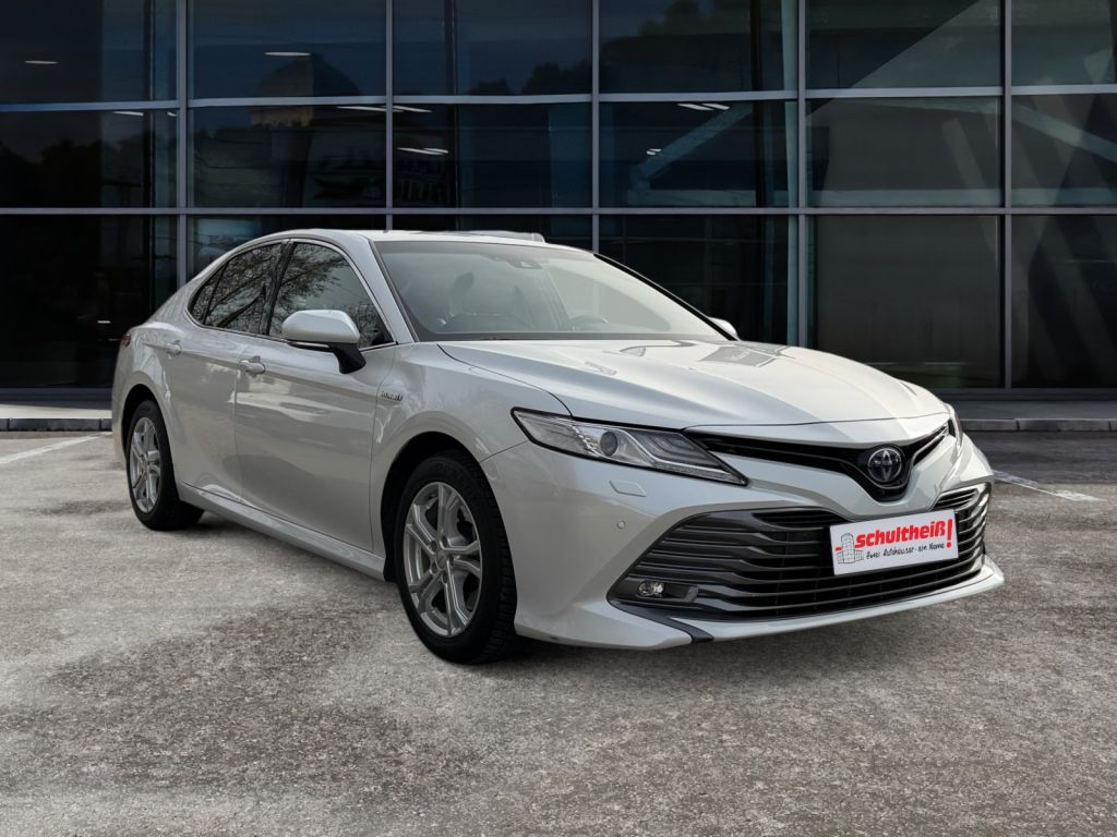 Fahrzeugabbildung Toyota Camry Executive