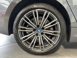 BMW 330e Touring xD M-Sport NAV+LASER+PANO+HEADUP+VC - BMW 330 mit Hybrid-Antrieb: Grau, Kombi