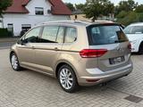 Volkswagen Touran Highline 1,4, DSG, LED, Kamera, Massage - : Beige