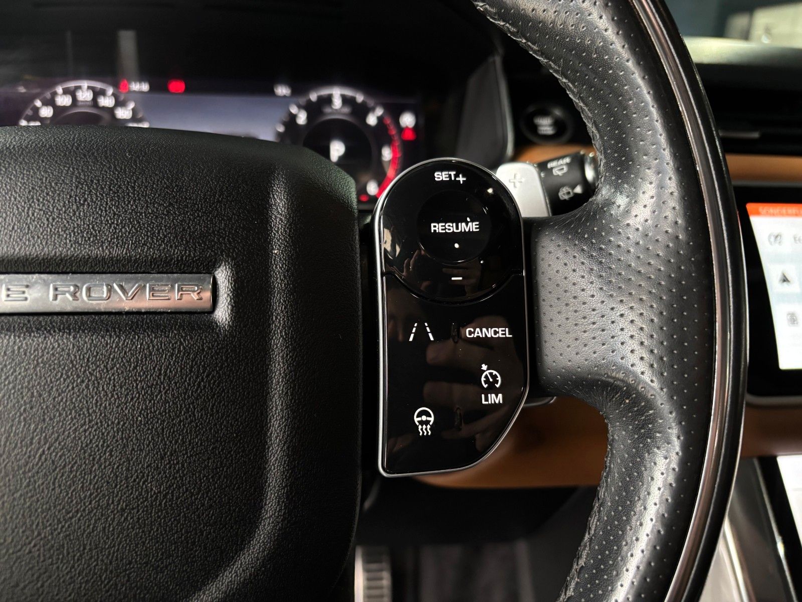 Fahrzeugabbildung Land Rover Range Rover Sport D350 Pano*Meridian*Keyless*Kam