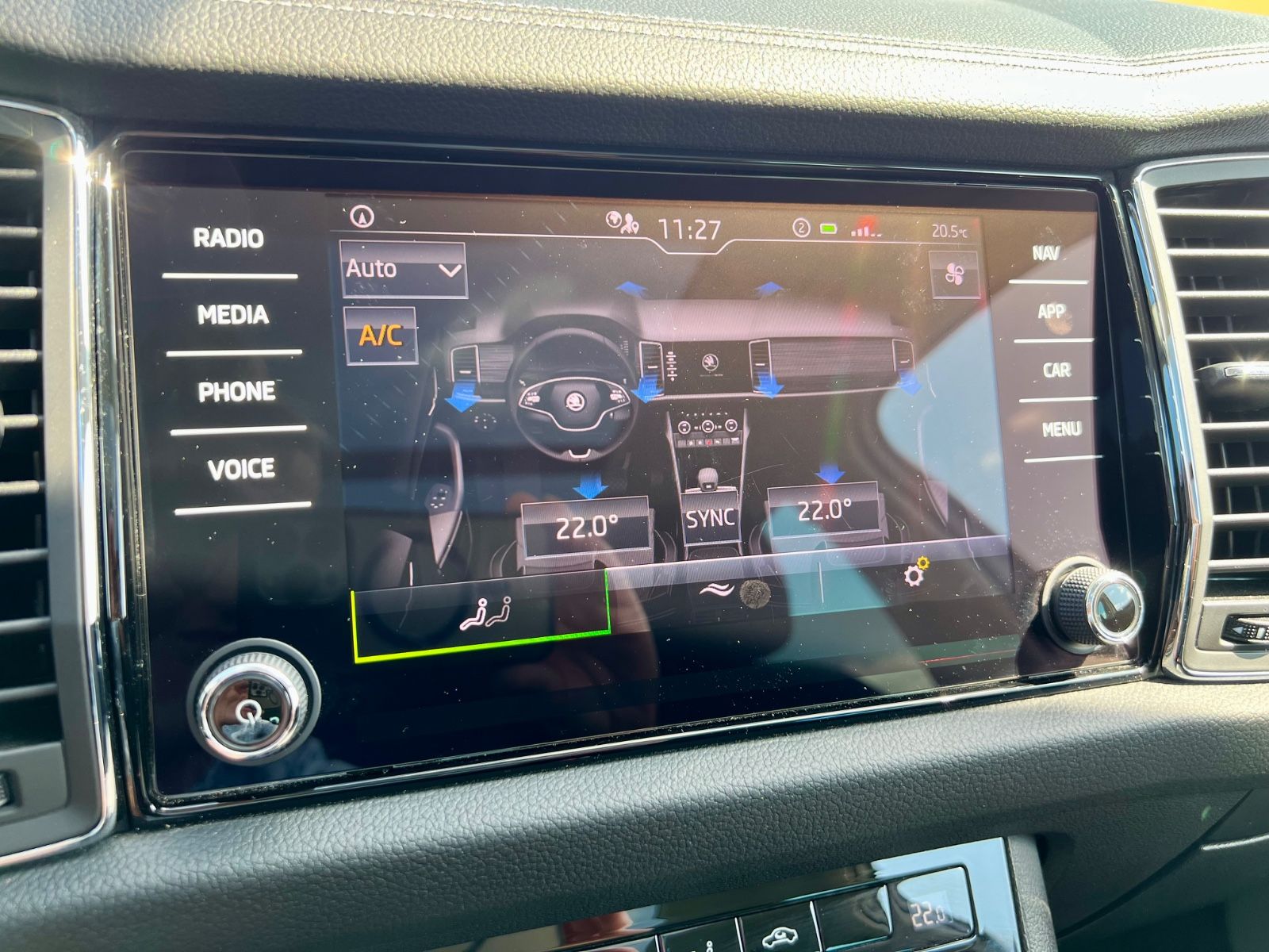 SKODA Kodiaq Ambition 7-SITZE AAC SCHIEBEDACH KAMERA