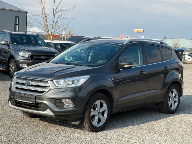 Ford Kuga Titanium Leder Navi Xenon Ford Scheckheft !