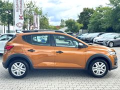 Fahrzeugabbildung Sandero III Stepway Essential TCe 100 ECO-G