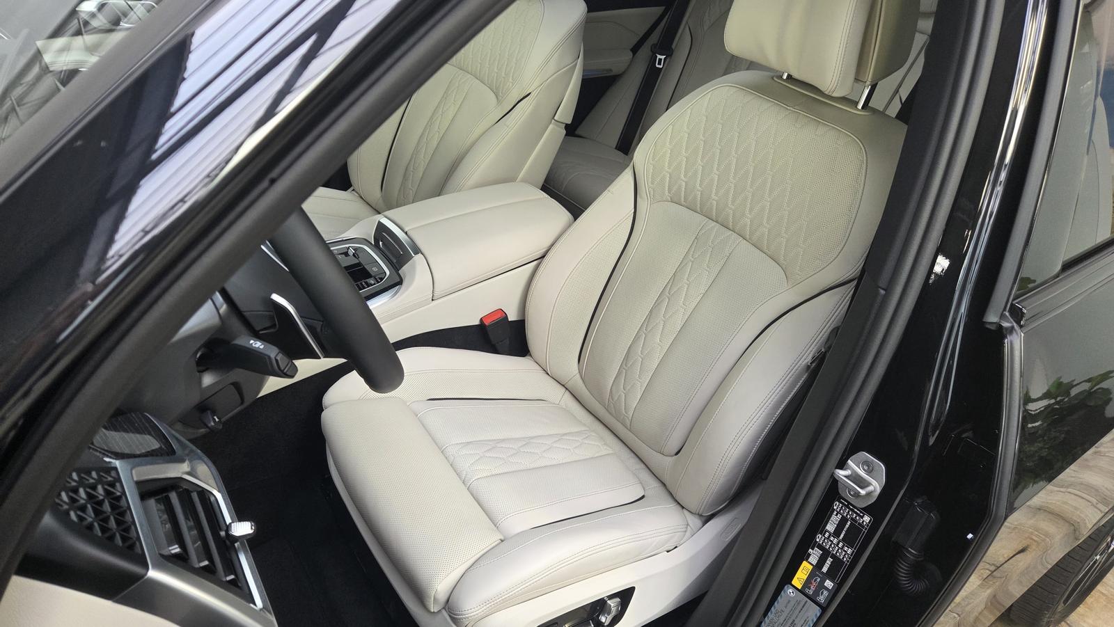 BMW X5 xDr50e M Sport Pro 22Zoll Sitzlüft. ACC AHK
