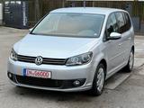Volkswagen Touran Comfortline BMT Autoparken PDC 1.Hand - gebrauchte VW Touran aus dem Jahr 2013
