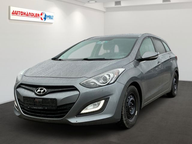 Hyundai i30 Kombi 1.6 CRDi T-Leder AAC SHZ PDC Tempo LHZ