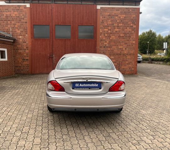 Jaguar X-Type 2.0 V6 Executive*TÜV 11/2027* Bild 6