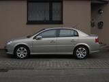 Opel Vectra C 2.2 direct - Opel Vectra mit Benzin-Antrieb: Limousine, Automatik, 2.2