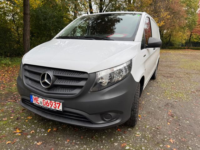 Mercedes-Benz eVito lang erst 7420 km!