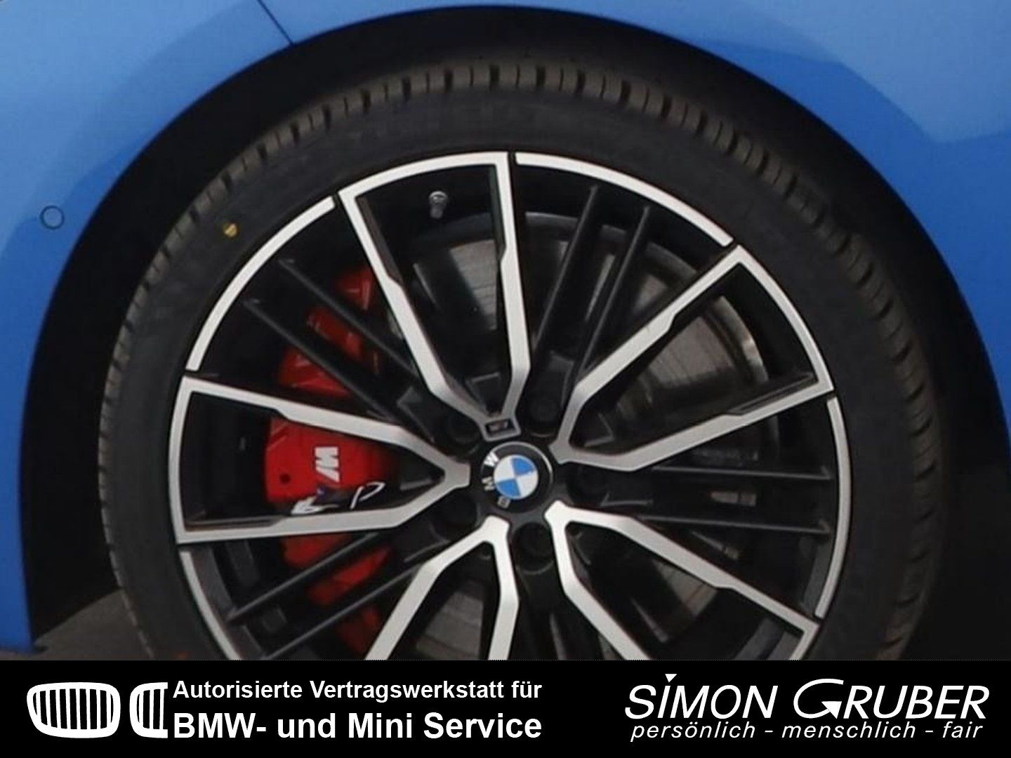 Fahrzeugabbildung BMW 128 ti M Sport Pano Memory Navi LED HUD HarmanK