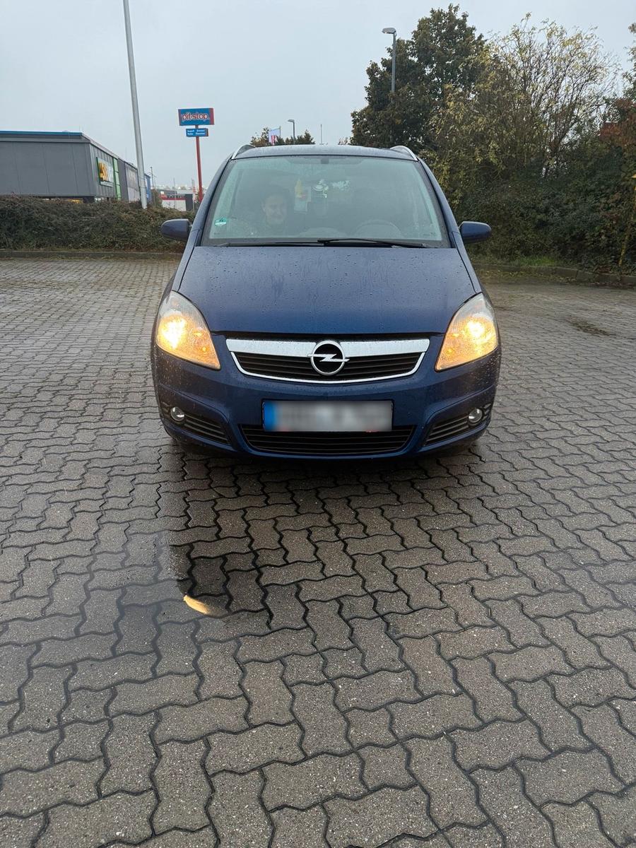 Opel Zafira 2007 — photo 7