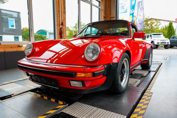 1984 Porsche 911 URMODELL photo 5