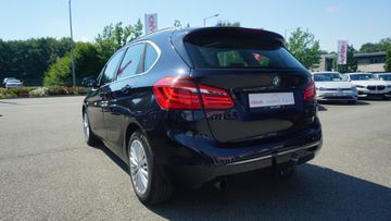 BMW 218 - 4