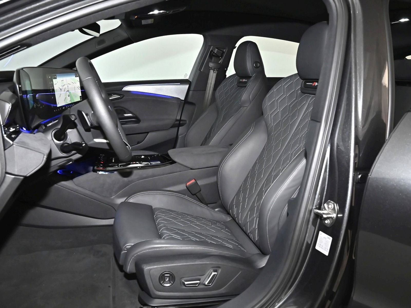 Audi S6 e-tron - Bild 12