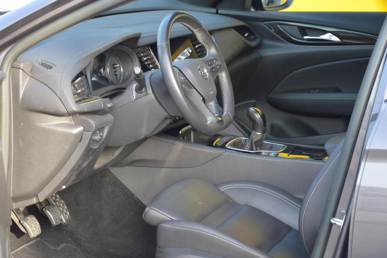 Opel Insignia ST 2.0DI Business/Leder/AHK/Navi/HUD/Ma