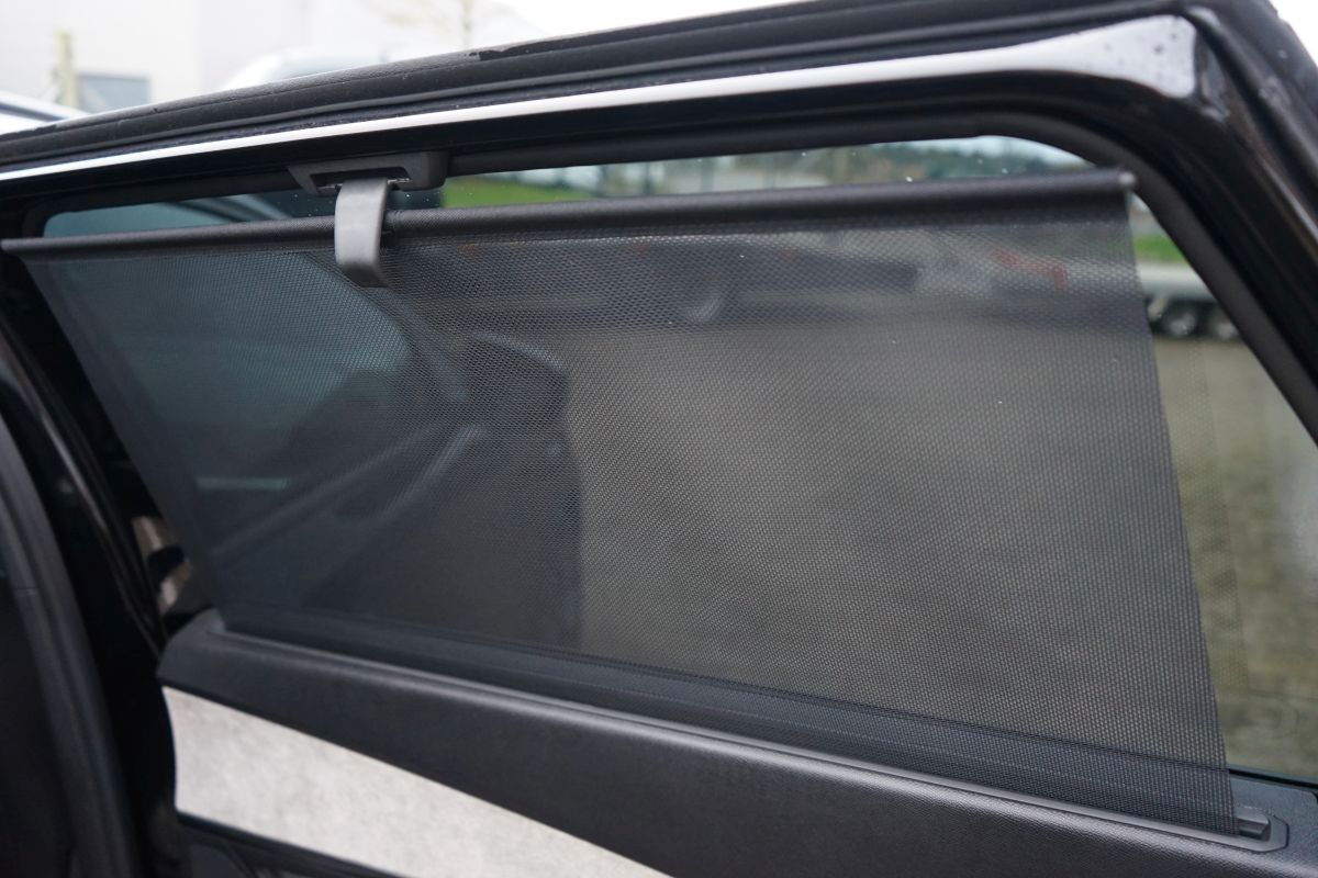 Fahrzeugabbildung Peugeot 5008 GT Pack*Black*7 Sitzer*Finanzierung 2.49%