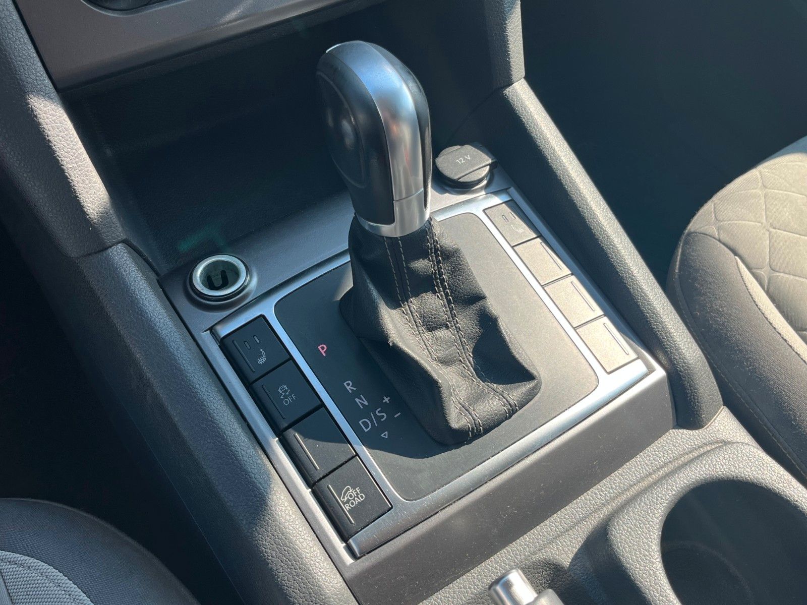 Fahrzeugabbildung Volkswagen Amarok 2.0 TDI Atacama DoubleCab 4Motion Hardtop