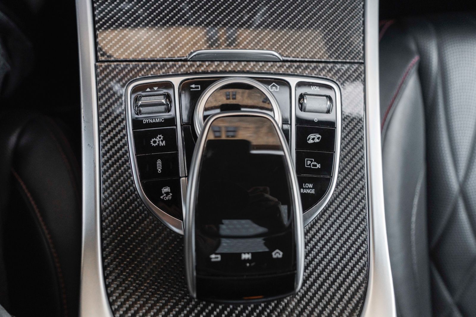 Fahrzeugabbildung Mercedes-Benz G 63 AMG ACC BURMESTER 360°  AHK CARBON