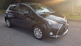Toyota Yaris 1.0 5 porte Lounge - Toyota Yaris Lounge mit Benzin-Antrieb