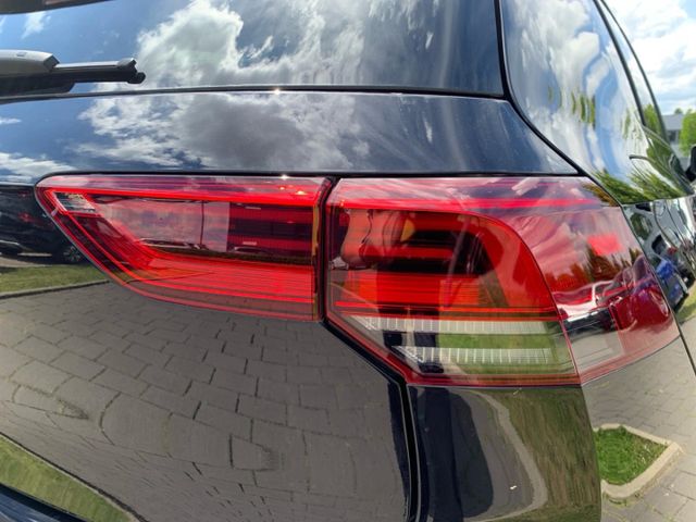 Golf 8 VIII Move 2.0 TDI Panodach Navi