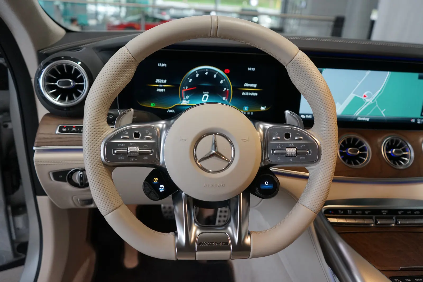 Mercedes-Benz AMG GT 63 S 4-Türer 4M+ Night+Pano+Distr+Massage