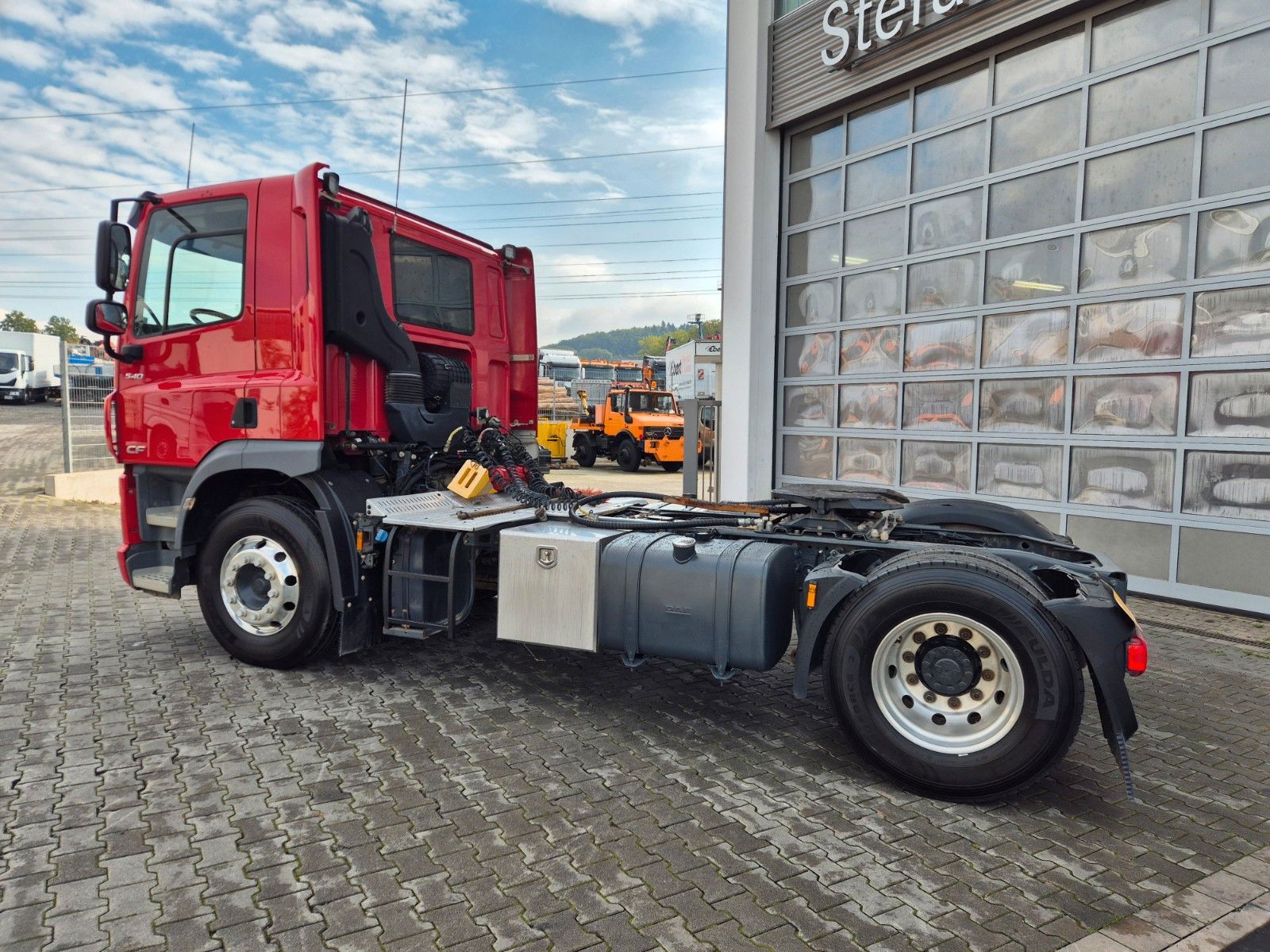 Fahrzeugabbildung DAF CF 450 FT 4x2 Hydraulik Alu-Felgen