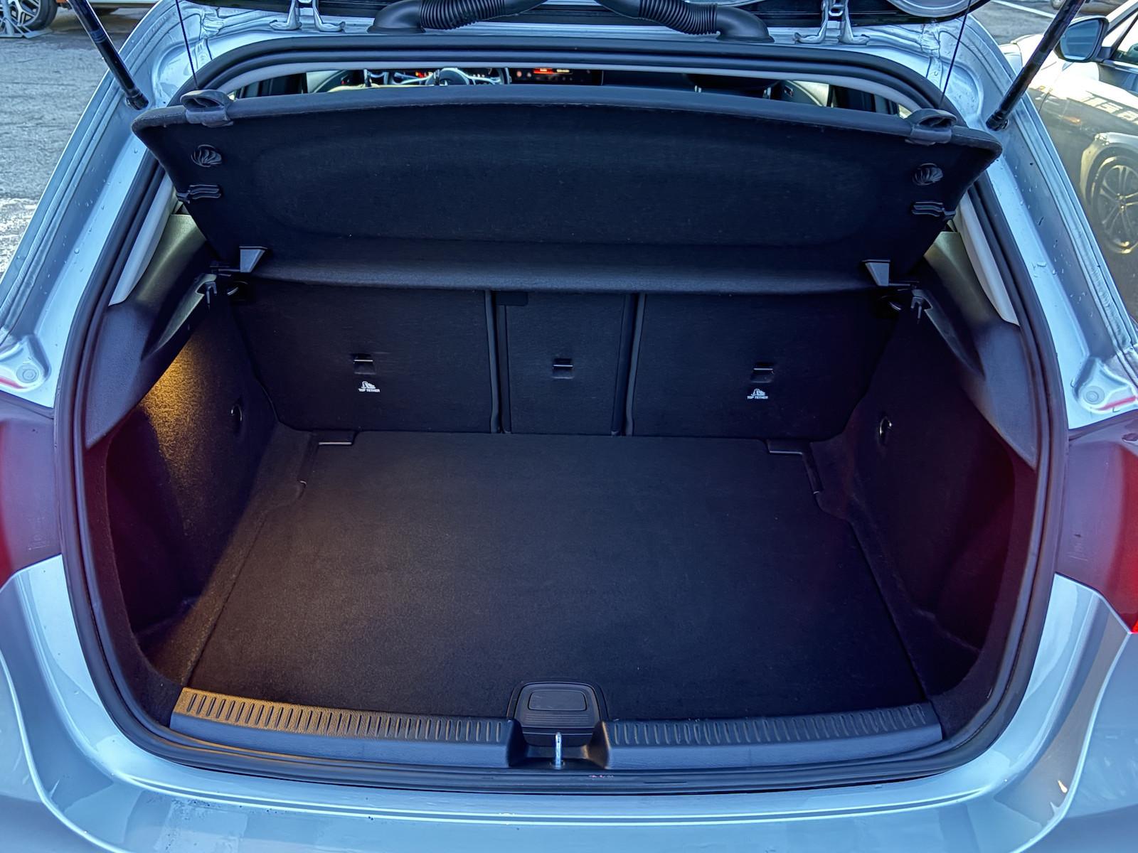 Mercedes-Benz A 250 BUSSINES/NAVIGATION/HIGHPERFORMACE-LED/PDC