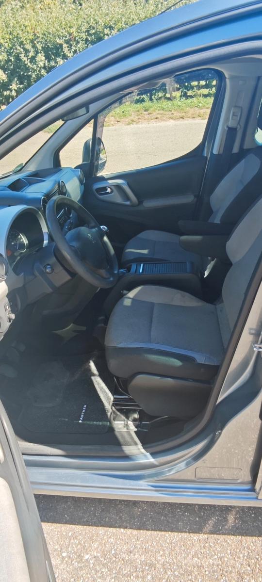 Peugeot Partner Tepee Family 110 PS HDI 1.6L
