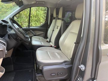 Ford Transit Custom - 11