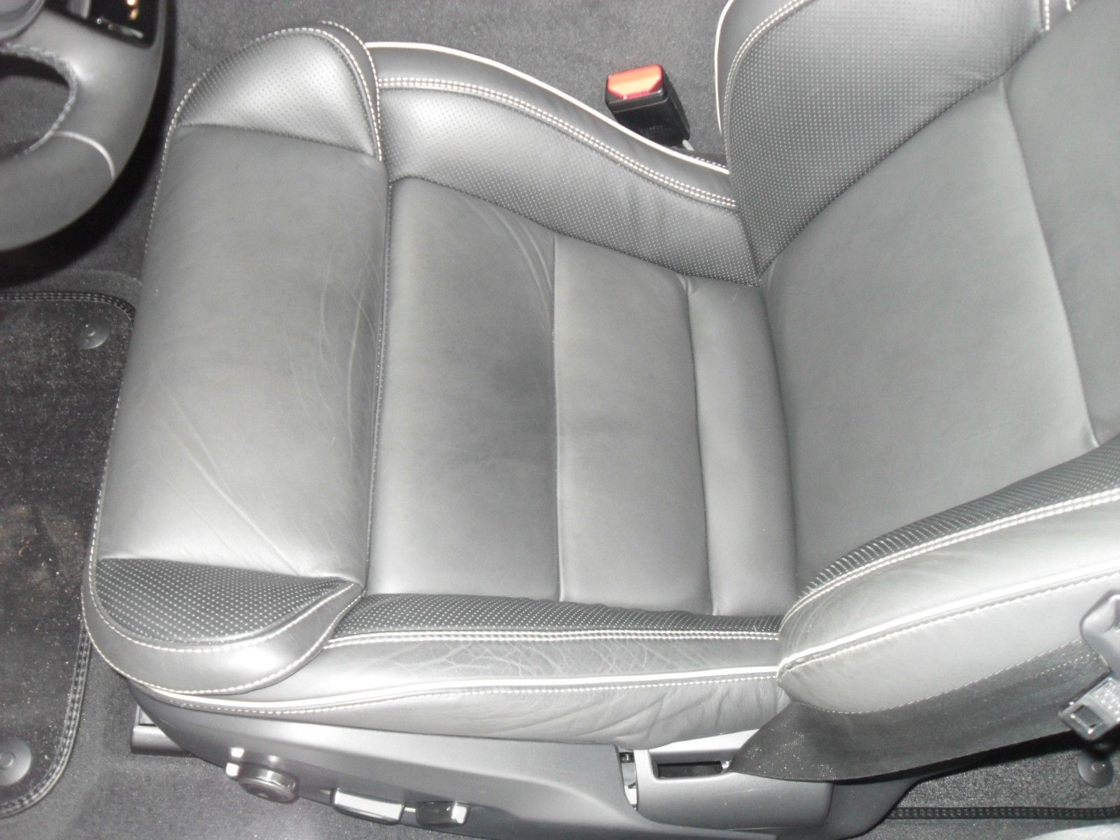 Fahrzeugabbildung Volvo V90 B4 Kombi Plus Dark | Standheizung / Timer