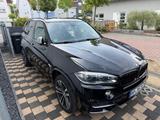 BMW X5 xDrive40d -M - BMW X5 mit Diesel-Antrieb: Alcantara