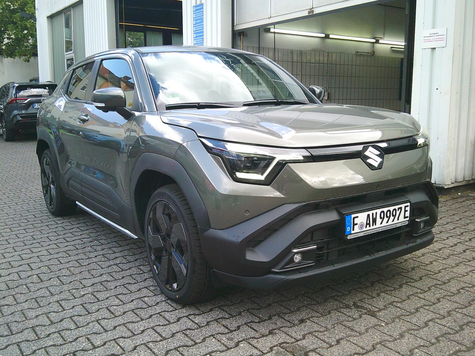 Suzuki e Vitara 128 kW eAxle Comfort+