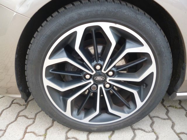 Focus Lim. ST-Line*PANO*SHZ*Allwetter*Webasto*