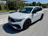 Volkswagen Tiguan 2.0 TDI R-Line-BlackStyle-Pano-Garantie - Volkswagen Tiguan mit Diesel-Antrieb: Garantie