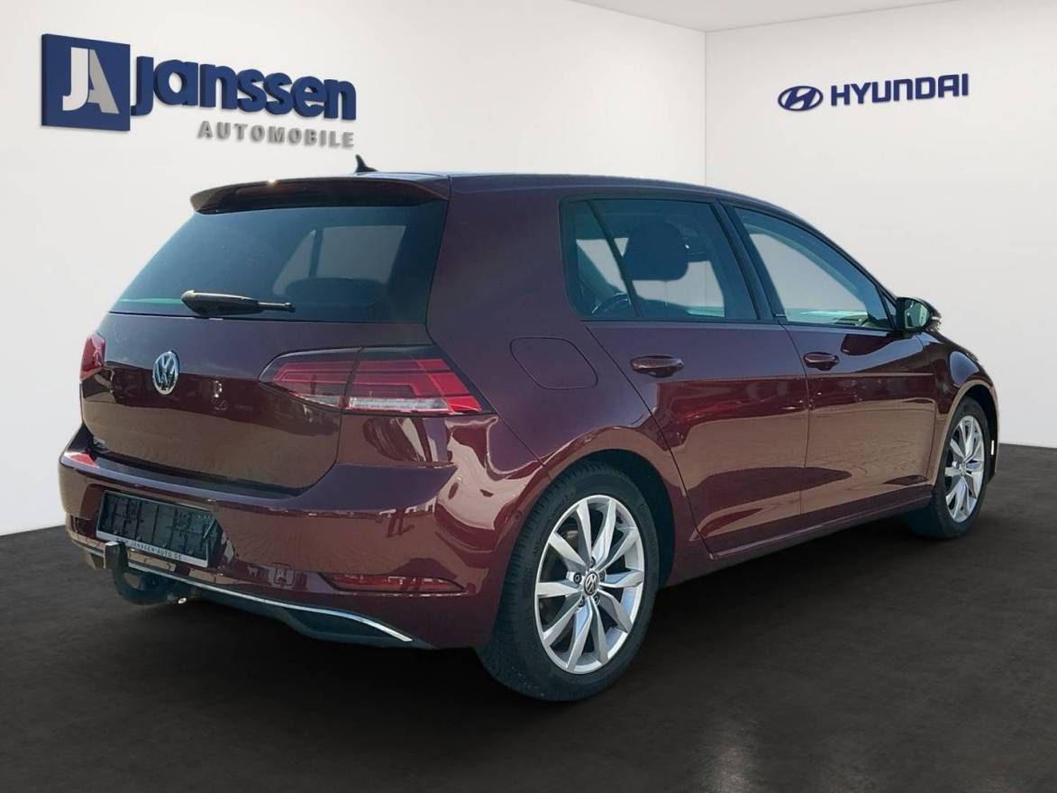 Fahrzeugabbildung Volkswagen Golf 1.5 TSI ACT OPF DSG IQ Drive