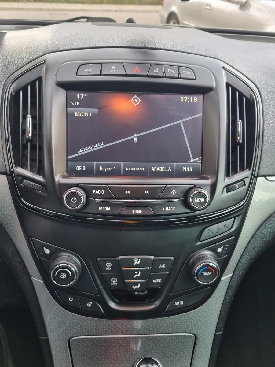 Opel Insignia 2015 — photo 22