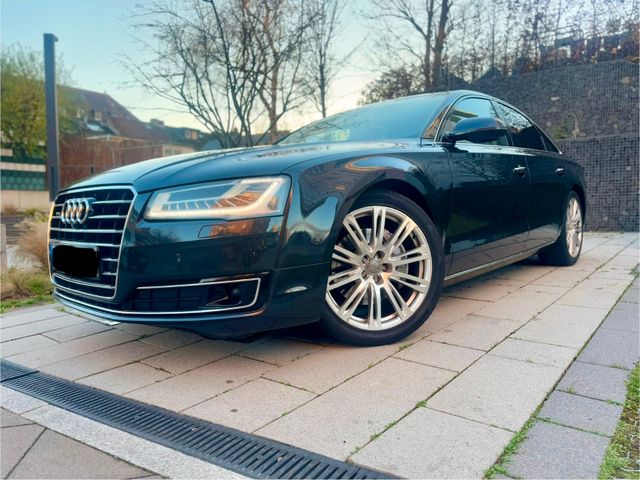 Audi A8 3.0 TDI Quattro (MATRIX)