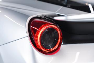 2019 Ferrari 488 PISTA — миниатюра 11