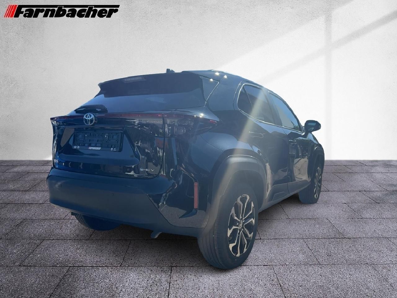 Fahrzeugabbildung Toyota Yaris Cross 1,5 Hybrid Teamplayer *Safety+Winter